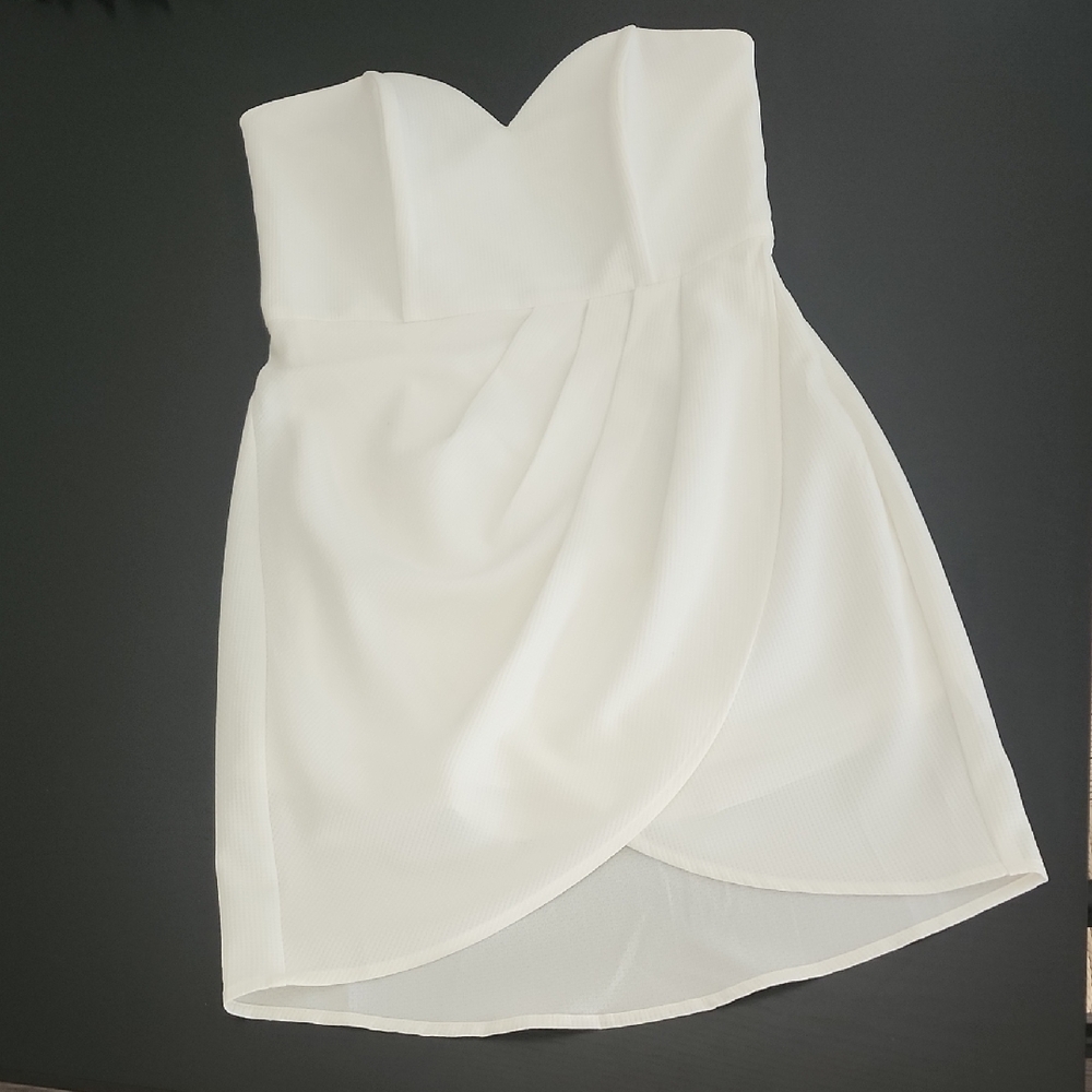 Tobi Cream Asymmetrical Strapless Sheath Dress
